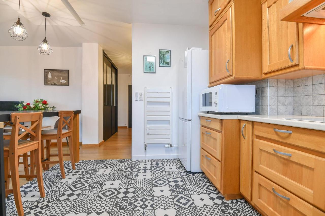 Nice Apartment With Balcony Very Close To The City Center Annecy Exterior foto